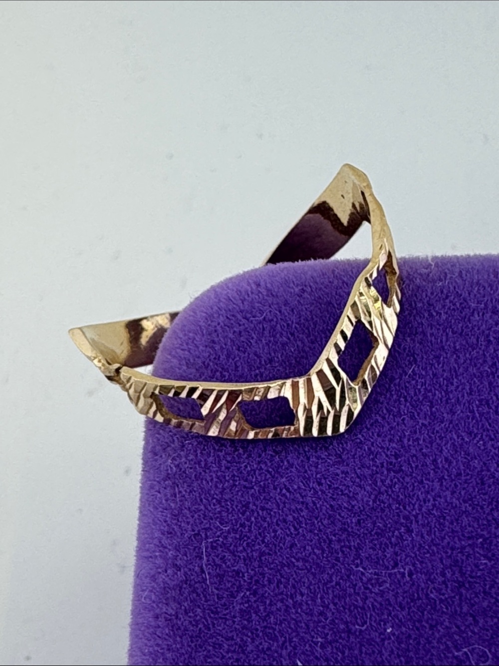 💛 Vintage 10k Gold Diamond Cut Slave Ring | Damaged